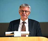 Bild: Der Festvortrag zu Bildungsforscher Professor Manfred Prenzel sprach zu „Strategien zur Verbesserung der Lehre an Hochschulen".