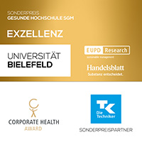 Bild: Die Universität Bielefeld erhält das Exzellenz-Siegel des Corporate Health Awards 2021 in der Sonderpreiskategorie „Gesunde Hochschule – Studentisches Gesundheitsmanagement (SGM)“.