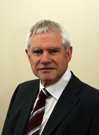Professor Dr. Alfred Pühler
