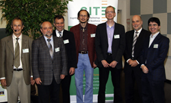 Prof. Dr. Dana Ballard, Prof. Dr. Edgar Körner, Prof. Dr. Gerhard Sagerer, Prof. Dr. Helge Ritter, Prof. Dr. Jan Peter der Ruiter, Rektor Prof. Dr. Dieter Timmermann und 
Prof. Dr. Angelo Cangelosi (v.l.) 