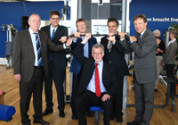 Wolfgang Brinkmann,  Professor Dr. Gerd Mühlheußer, Prof. Dr. Klaus
 Cachay, Friedhelm Rieke, Prof. Dr.-Ing. Gerhard Sagerer und  
Hans-Jürgen Simm (v.l.)