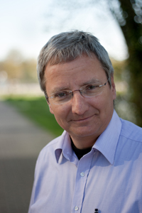 Prof. Dr. Walter Pfeiffer, Fakultät für Physik der Universität Bielefeld 