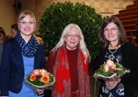 Christine Everwand (l.) und Ina Herbst (r.) erhielten die Auszeichnung aus den Händen von Professorin Dr. Ingrid Gilcher-Holtey