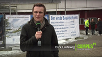 Bild: In Folge 8 schaut Baureporter Dirk Ludewig auf die andere Seite des Bauzauns.  