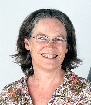 Bild: Martina Merz untersucht unter anderem
