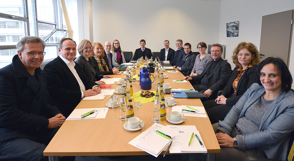 Bild: Vertieften die Partnerschaftsgespräche (v.l.): Prof. Dr. Wilfried Raussert (British and American Studies