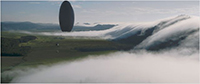Bild: Im Film „Arrival“ landen zwölf riesige Raumschiffe an unterschiedlichen Punkten auf der Erde. 