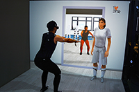 Bild: Am Beispiel des virtuellen Fitnessraums ICSpace zeigt der Exzellenzclusters CITEC