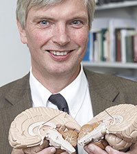 Bild: Prof. Dr. Eckart Altenmüller. 