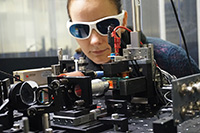 Bild: In Experimenten - unter anderem an der Universität Greifswald – testen die Forschenden