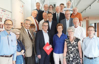 Bild: Die Delegation der Akademie der Wissenschaften zu Göttingen mit Vertreterinnen und Vertretern der Universität Bielefeld im ZiF. Foto: Universität Bielefeld