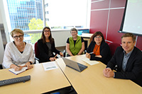 Bild: Tauschten sich aus (v.l.): Solina Richter (UoA Nursing)