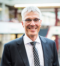 Bild: Kanzler Dr. Stephan Becker 
Foto: Universität Bielefeld/M.Adamski