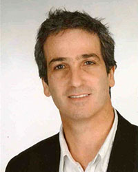 Bild: Professor Dr. Andrés Acher 