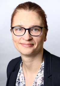 Prof'in Dr. Julia Settinieri, Foto: Universität Bielefeld