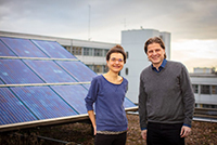 Kerstin Hötte and Herbert Dawid are using computer-based simulations to explore how policy measures can promote climate-friendly technologies. Photo: Mike-Dennis Müller