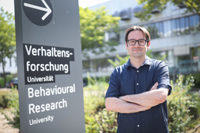 Dr. Toni Goßmann is exploring the role of epigenetics in evolution. Photo: Bielefeld University /S. Jonek