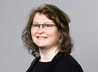 Bild: Prof’in Dr. Silke Schwandt organisiert mit ihrem Team die Digital Academy 2020. Foto: Universität Bielefeld/P. Ottendörfer