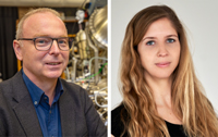 Professor Dr Armin Gölzhäuser and Dr Natalie Frese from the Faculty of Physics studied SARS-CoV-2 with the helium ion microscope. Photo left: Bielefeld University/M.-D. Müller, photo right: Bielefeld University/Thomas Popien