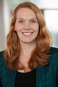 Marie I. Kaiser, Prorektorin für Personalentwicklung und Gleichstellung, hat den Corona-Nachwuchsfonds initiiert. Foto: Universität Bielefeld/J.Dieckmann