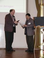Bild: Jochen-Franzen-Preis 2003 für Dr. Ahmad Mehdizadeh (auf dem Foto rechts)