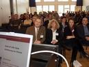 Bild: Buz 215/2003: Organisierten in der Bielefelder Stadthalle das Symposium "End-of-Life-Care":  Michael Ewers und Doris Schaeffer (vorne von links).