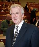 Bild: Buz 217/2004 - Personalie - Die Fakultät für Rechtswissenschaft der Universität Bielefeld hat an Rechtsanwalt Dr. Friedrich Graf von Westphalen eine Honorarprofessur verliehen.