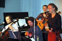Bild: Buz 219/2005 - Skiffle and Folk Night von Studierenden und Lehrenden des Fachbereiches Kunst und Musik der Universität Bielefeld. 