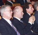 Bild: Buz 220/2005 - Jahresempfang 2005. Konzentration bei der Laudatio (v.l.): Oberbürgermeister Eberhard David