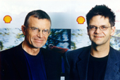 Bild: Verfasser der 15. Shell-Jugendstudie: Die Bielefelder Wissenschaftler Klaus Hurrelmann und Mathias Albert.
