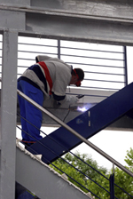 Bild: Aufbau Mobilgebäude