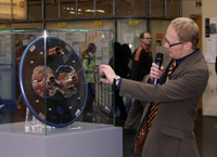 Bild: Eröffnung der CERN-Ausstellung in der Universität Bielefeld 