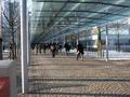Bild: Überdachter Zugang Universität Bielefeld