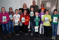 Bild: Die Gewinnerkinder mit Professorin Dr. Andrea Peter-Koop