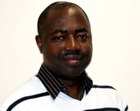 Bild: Dr. Bruno Ndjakou Lenta forscht für 18 Monate in Bielefeld.