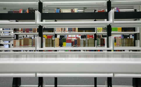 Bild: Eindrücke vom Umzug der Bibliothek ins Gebäude X