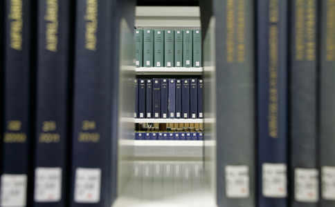 Bild: Eindrücke vom Umzug der Bibliothek ins Gebäude X