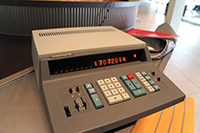 Bild: Die Addo-X 9968 im Einsatz: Die Rechenmaschine wurde 1973 hergestellt und funktioniert tadellos.
