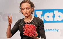 Bild: FameLab: Das Foto zeigt die Famelab-Gewinnerin 2014: Anastasia August